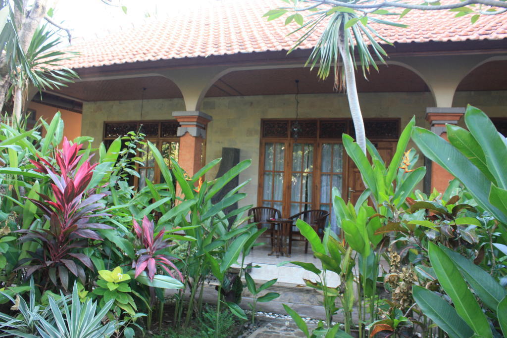 Hotel Cleopatra Beach Bungalows Lovina Pokoj fotografie